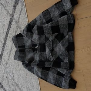 The Gap Sherpa Poncho Sweater Jacket (Size M, petite)